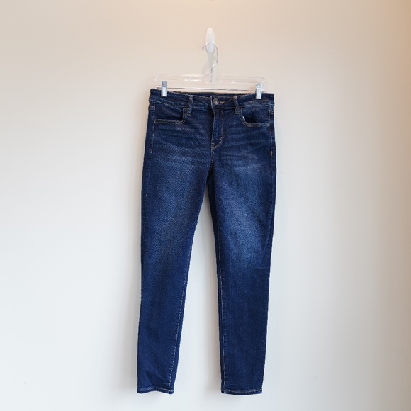 American Eagle Next Level- High-Waisted Jegging - Picture 2 of 4